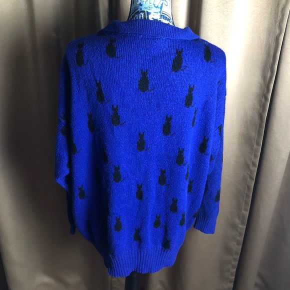 Lady Lilly Vintage Knit Collared Sweater with Black Cat Print and Gem Eyes - Picture 7 of 12